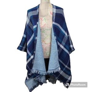 NEW Steve Madden One Size Blue Plaid Houndstooth Reversible Cape Poncho Sweater